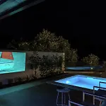 Lo La Villa