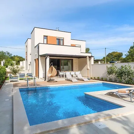 Lo La Villa Štokovci